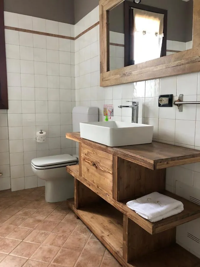 לינה וארוחת בוקר Passirano Casa 774 0*,