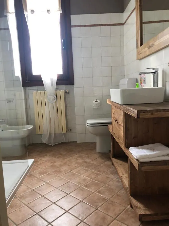 לינה וארוחת בוקר Passirano Casa 774