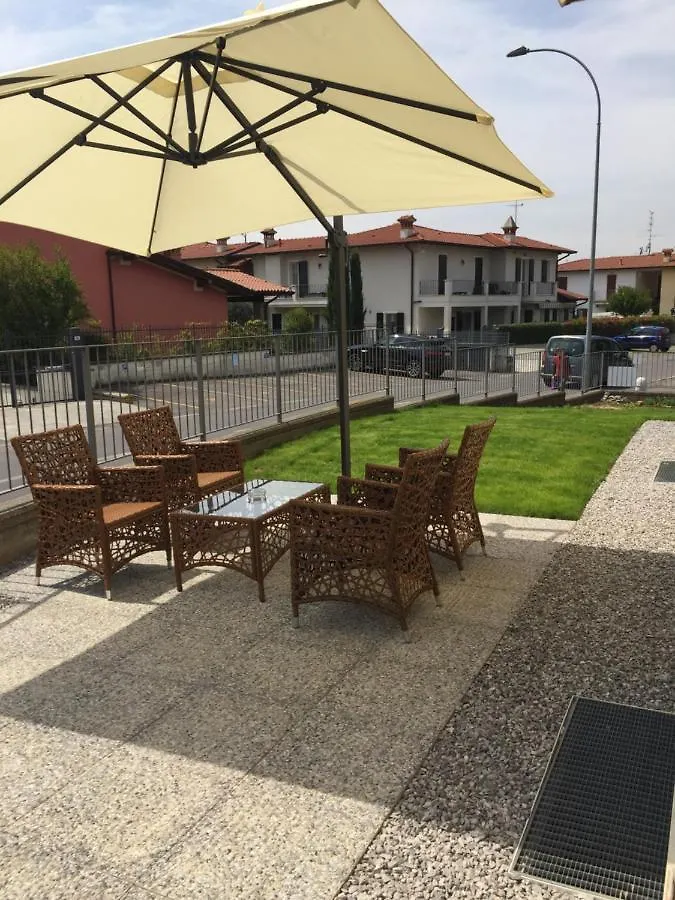 לינה וארוחת בוקר Passirano Casa 774