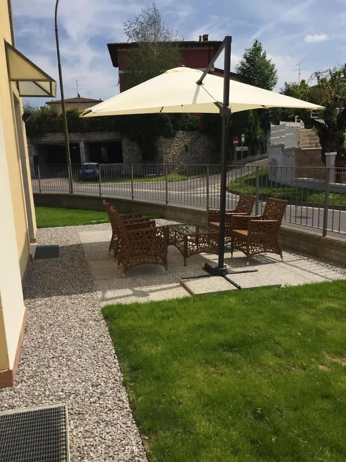 לינה וארוחת בוקר Passirano Casa 774 איטליה